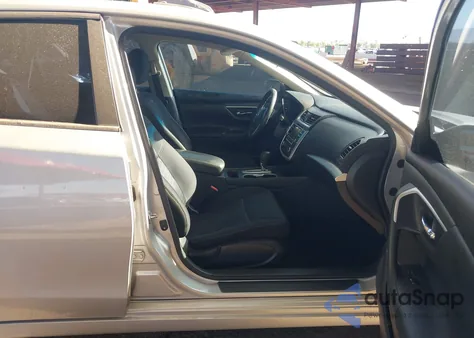 2016 Nissan Altima 2.5/2.5 S/2.5 Sl/2.5 Sr/2.5 Sv из США, поврежденный, VIN 1N4AL3AP7GC247751